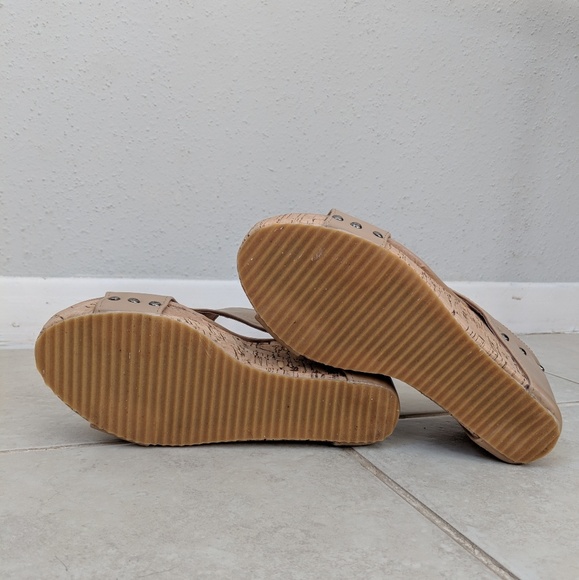 🚫 Clothing Swapped - Vegan leather cork wedges - Picture 6 of 6